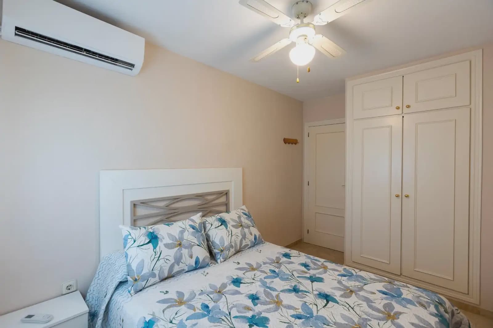 Townhouse for sale in Almunecar with pool garage - € 269,000 (Ref: 9837406)