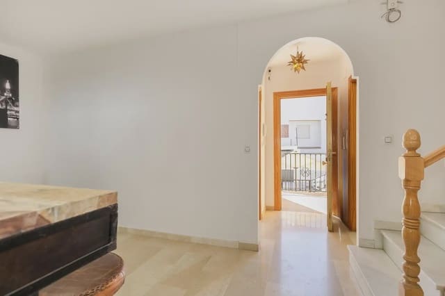 Casa in vendita in Ogíjares con garage - 274.900 € (Rif: 9837415)