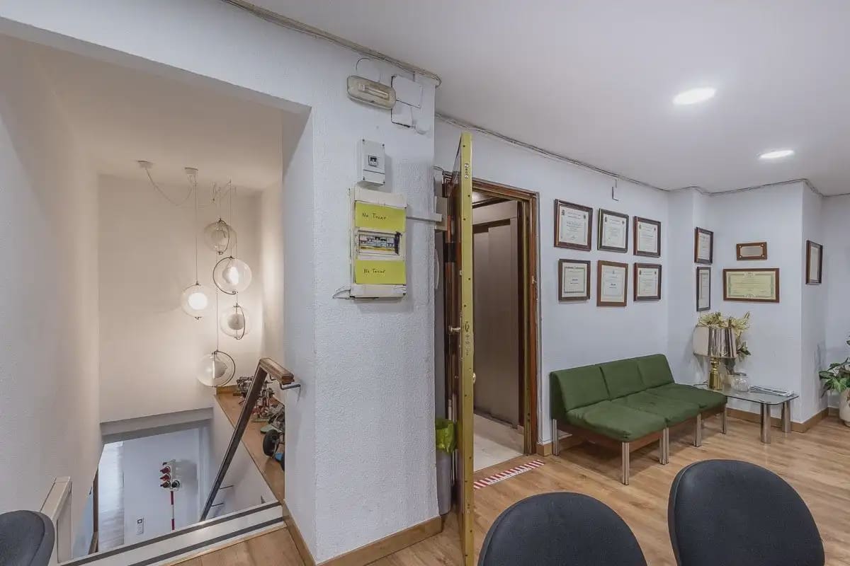 Comercial para venda em Granada cidade - 819 000 € (Ref: 9837418)