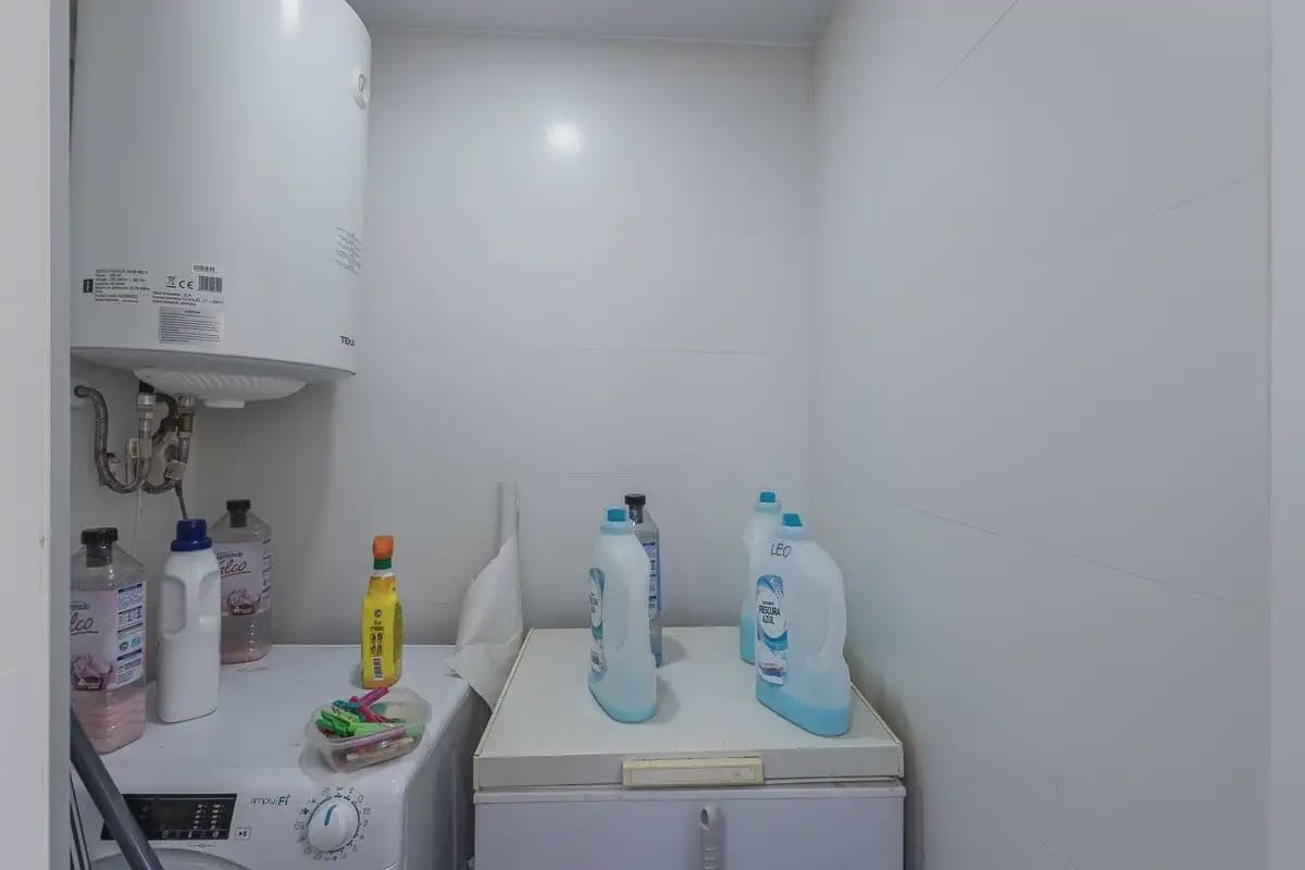 Flat te koop in Granada stad - € 489.000 (Ref: 9837423)