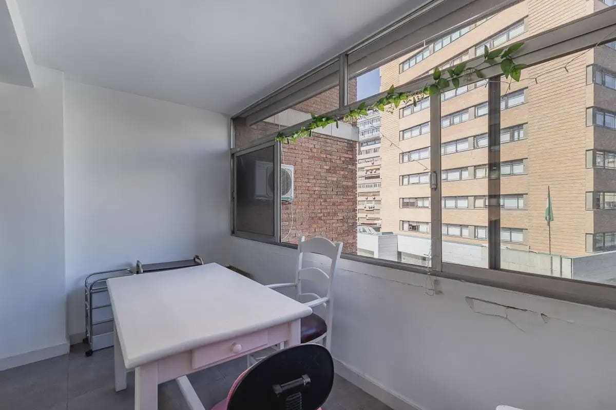 Flat te koop in Granada stad - € 489.000 (Ref: 9837423)