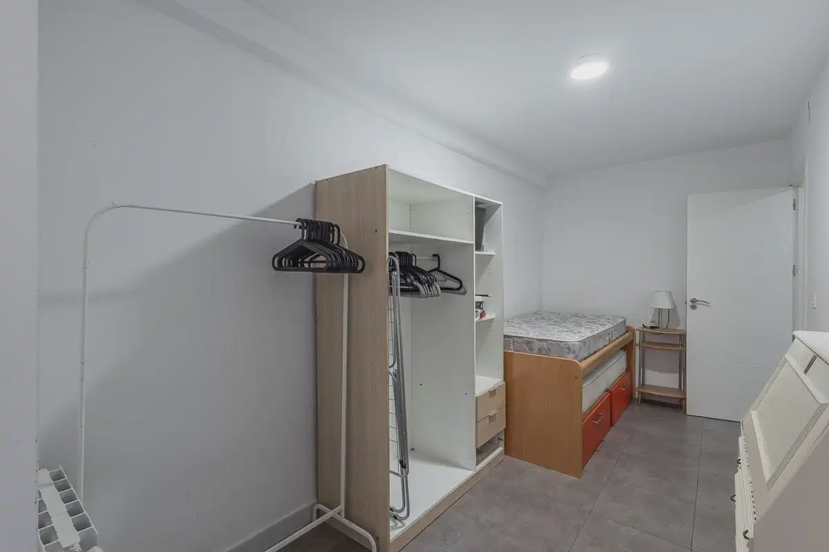 Flat te koop in Granada stad - € 489.000 (Ref: 9837423)