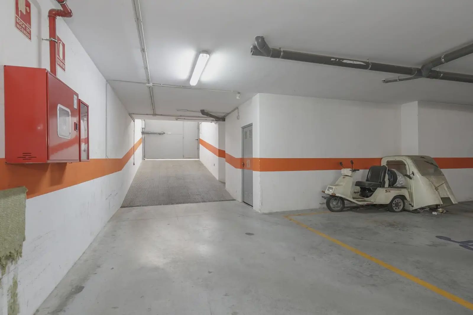 Flat for sale in Pinos Puente with garage - € 80,000 (Ref: 9837424)
