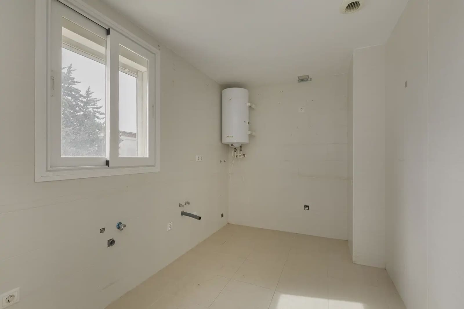 Appartement à vendre à Pinos Puente avec garage - 80 000 € (Ref: 9837425)