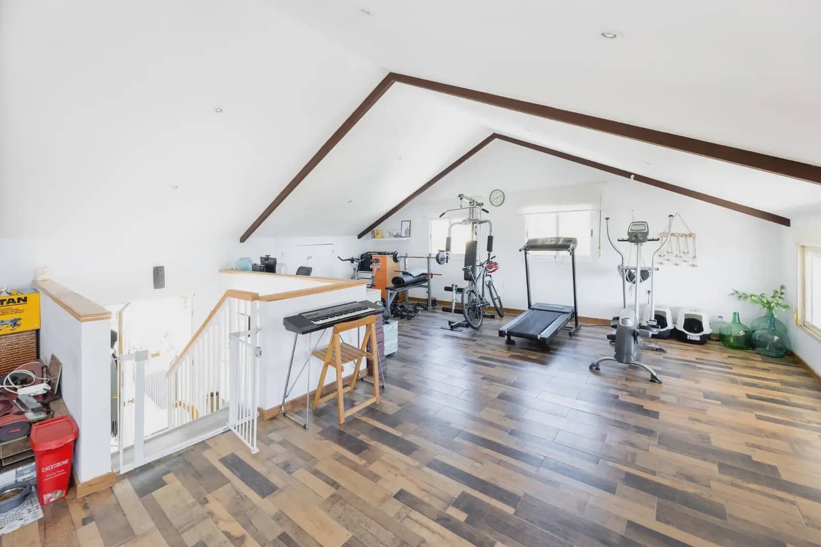 Finca/Herregård til salgs i Nivar med garasje - € 335 000 (Ref: 9837426)