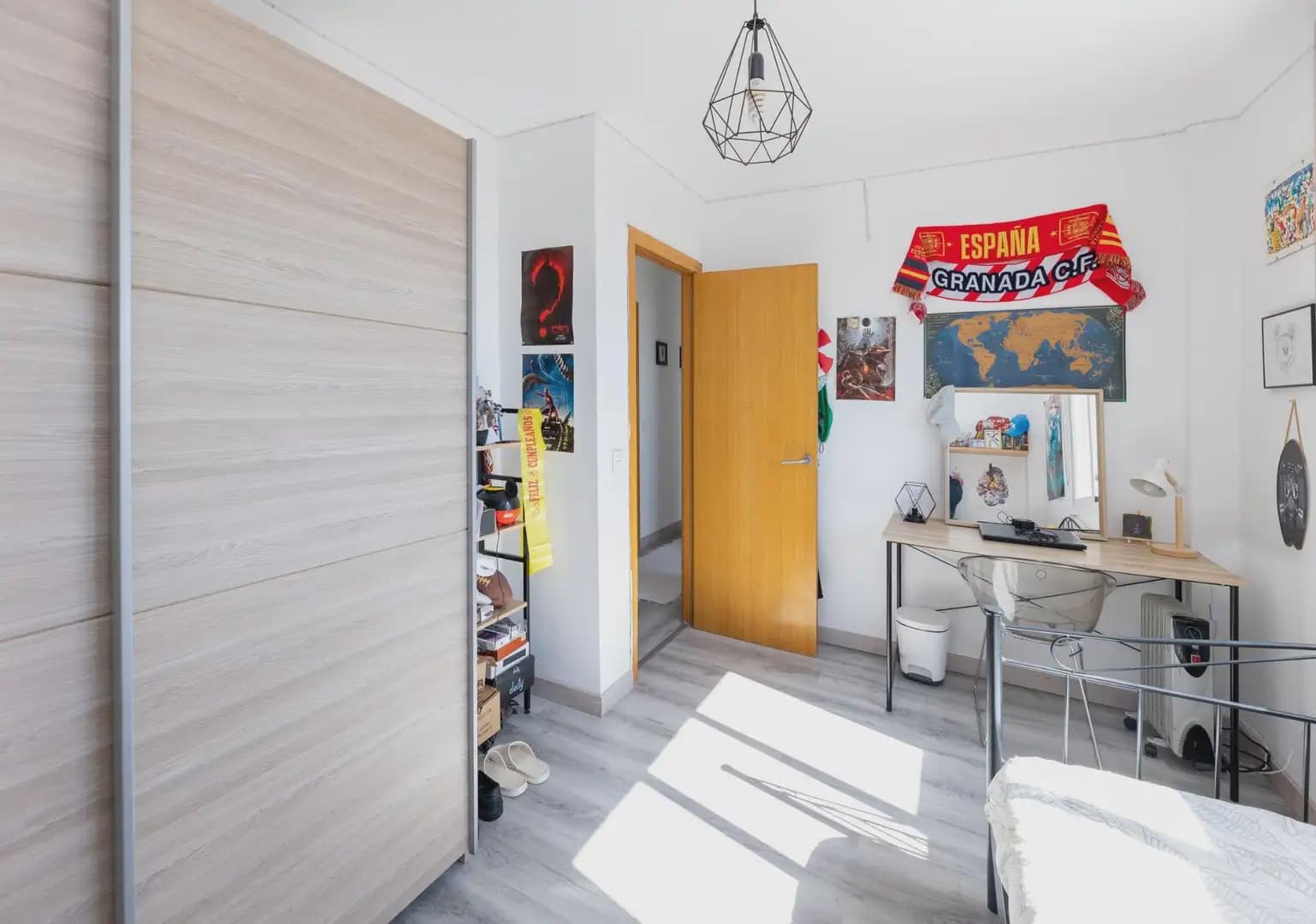 Finca/Herregård til salgs i Nivar med garasje - € 335 000 (Ref: 9837426)