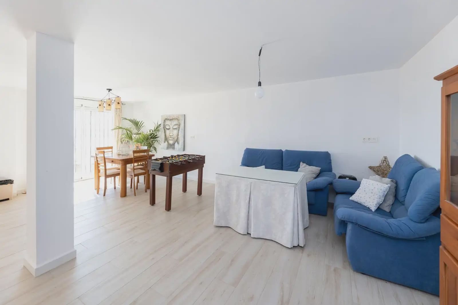 Finca/Herregård til salgs i Nivar med garasje - € 335 000 (Ref: 9837426)