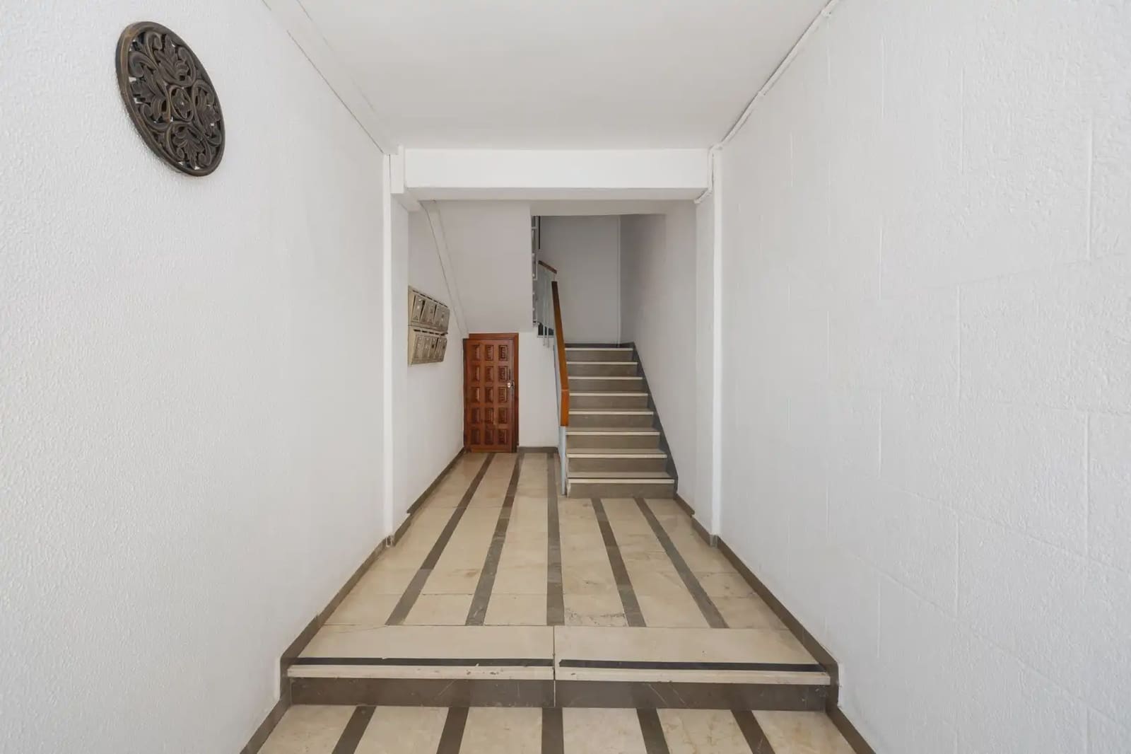 Leilighet til salgs i Granada by - € 145 000 (Ref: 9837428)