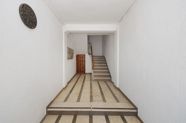 Leilighet til salgs i Angustias - Chana - Encina, Granada by - € 145 000 (Ref: 9837428)