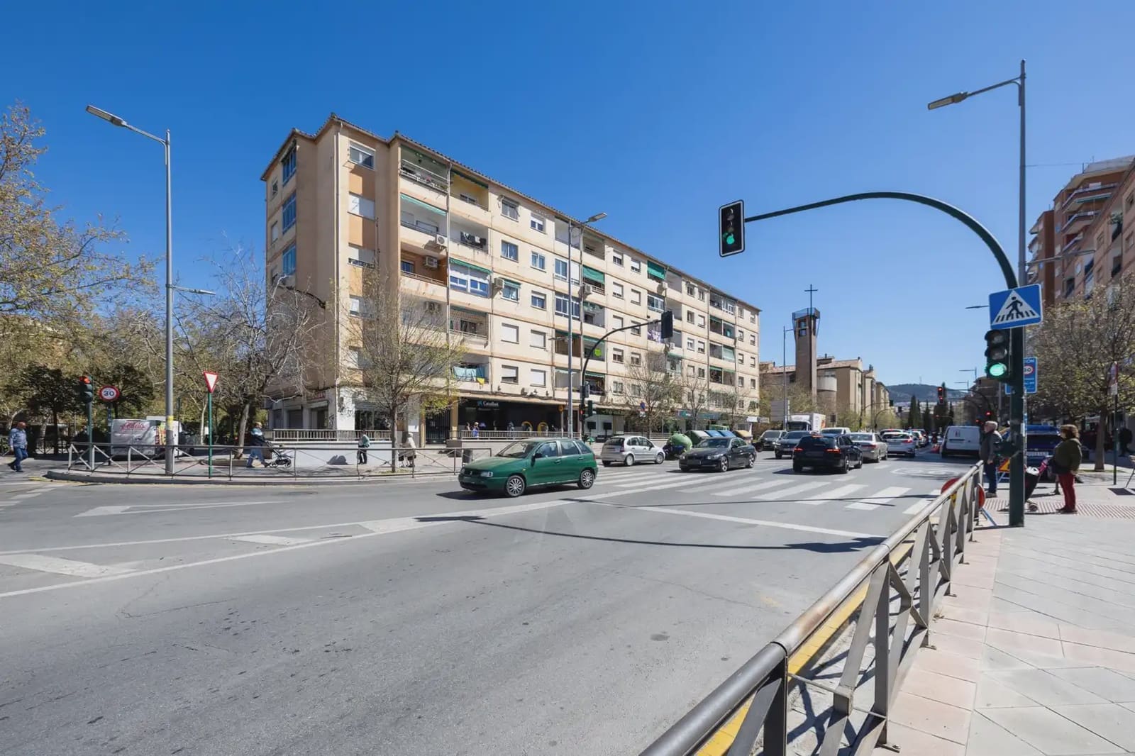 Leilighet til salgs i Granada by - € 145 000 (Ref: 9837428)