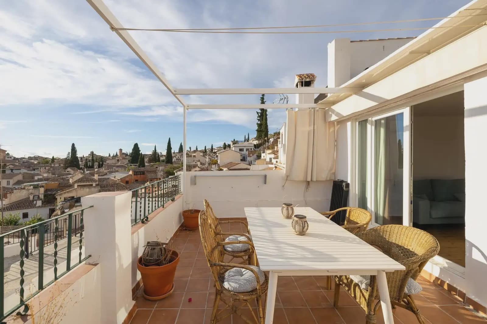 Casa en Granada ciudad en venta - 460.000 € (Ref: 9837430)