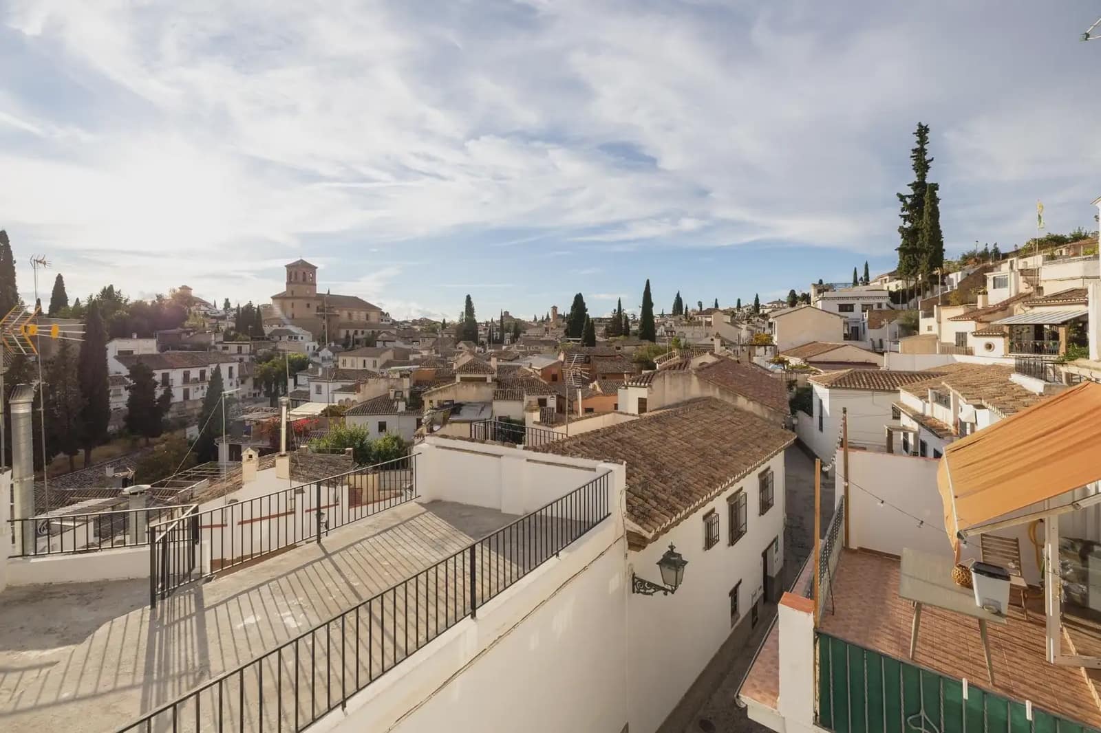 Casa en Granada ciudad en venta - 460.000 € (Ref: 9837430)