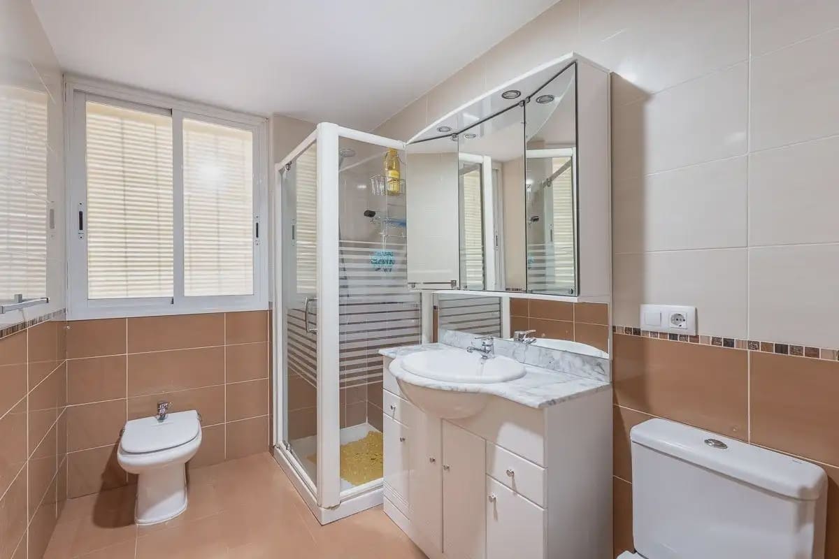 Villa til salg i Atarfe med swimmingpool garage - € 329.000 (Ref: 9837431)