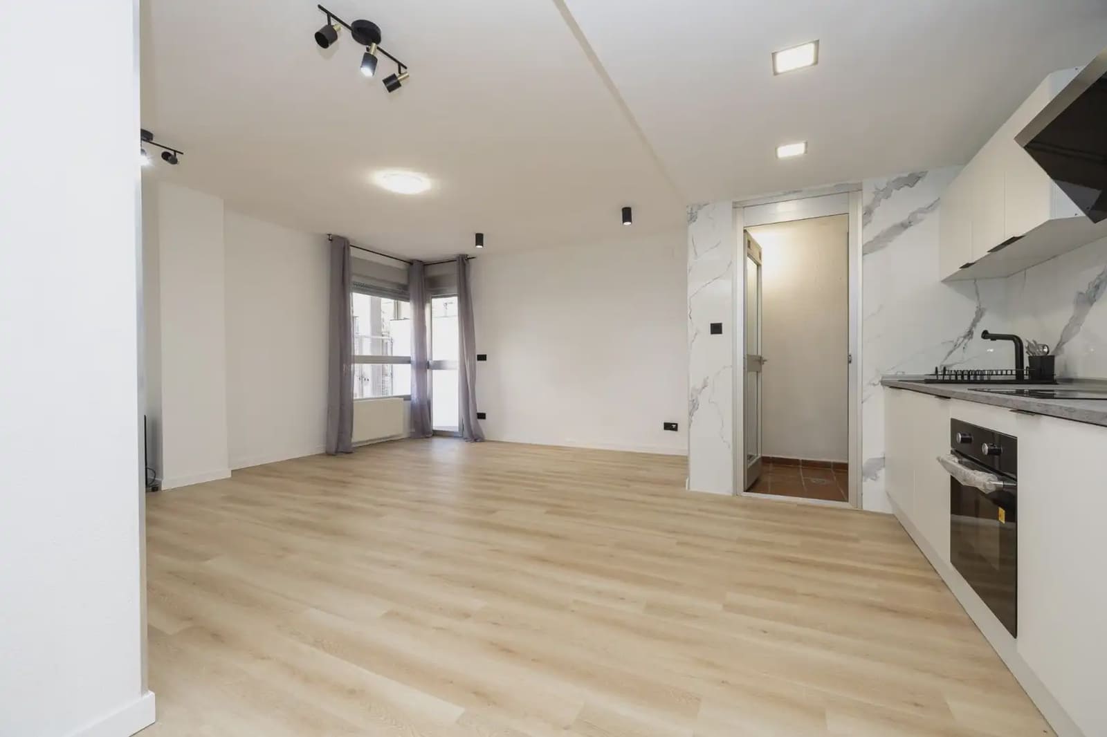 Appartamento in vendita in Granada citta con garage - 226.000 € (Rif: 9837433)