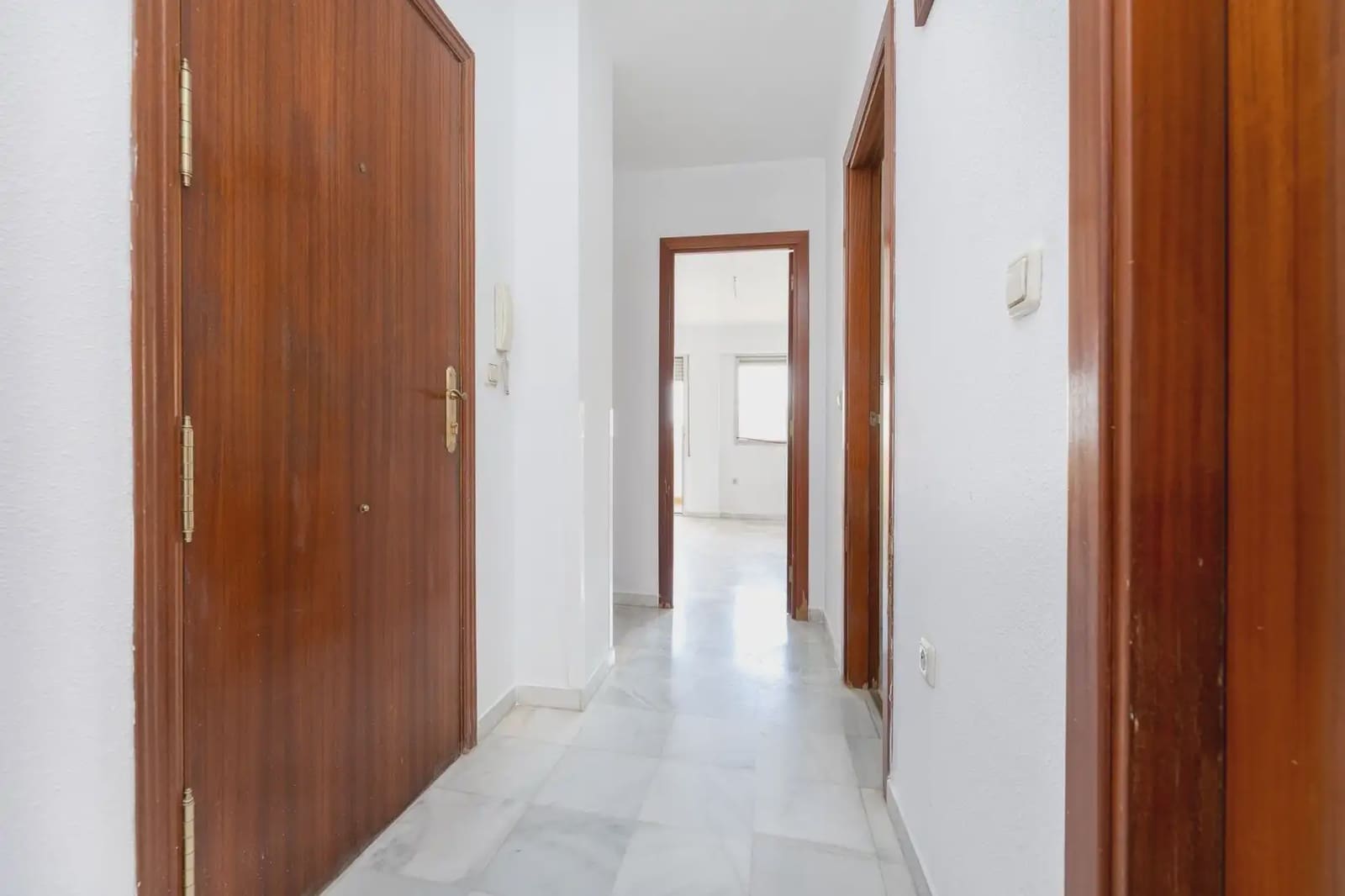 Appartamento in vendita in Cenes de la Vega con garage - 105.000 € (Rif: 9837434)