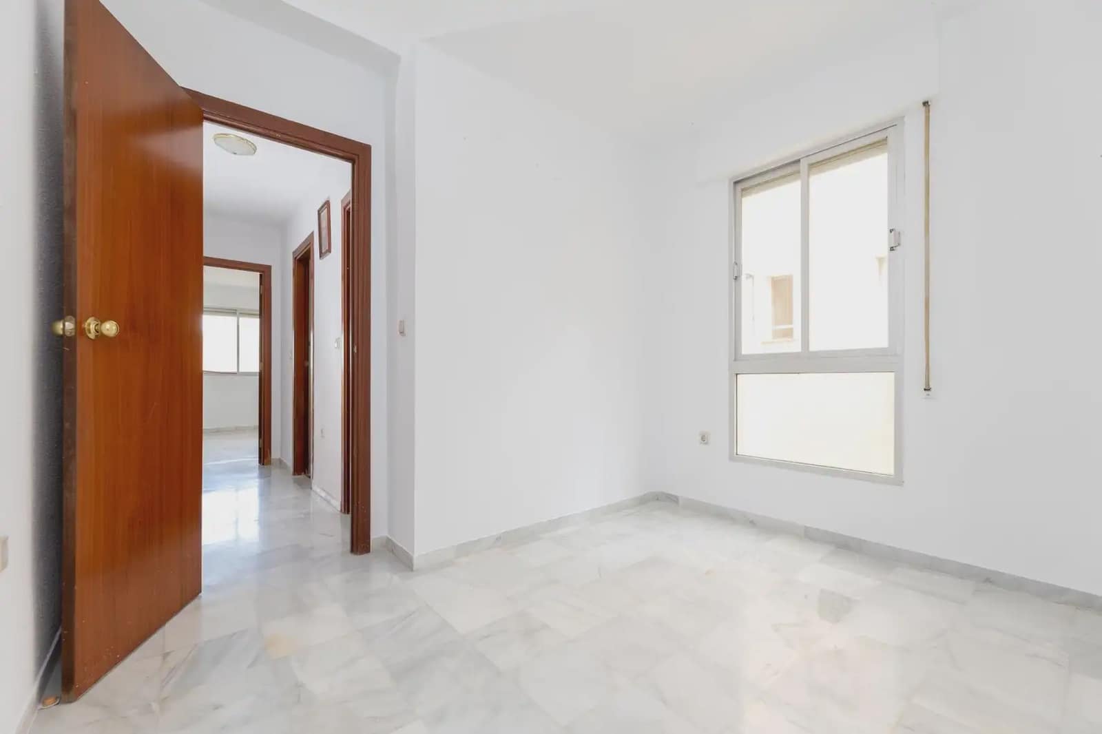 Appartamento in vendita in Cenes de la Vega con garage - 105.000 € (Rif: 9837434)