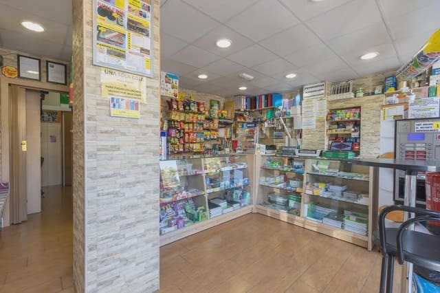 Local Comercial en Cervantes, Granada ciudad en venta - 123.000 € (Ref: 9837435)