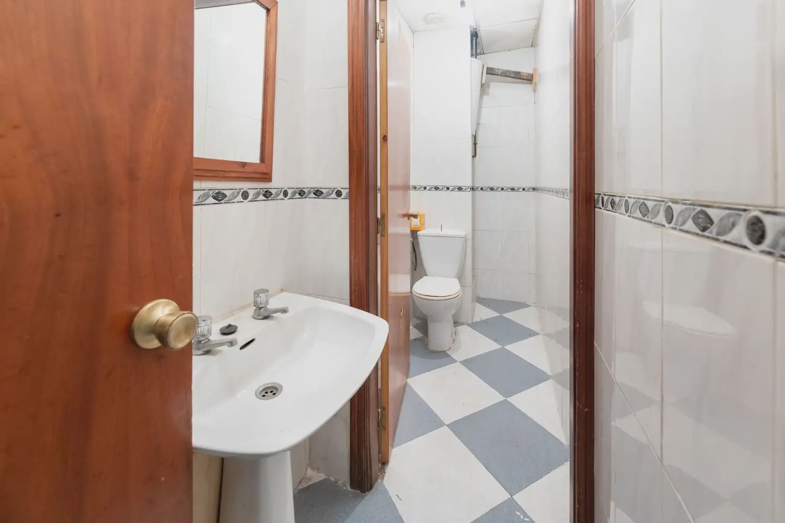Kommersiell til salgs i Atarfe - € 595 000 (Ref: 9837436)