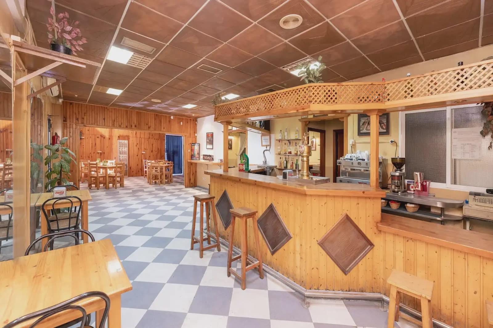 Kommersiell til salgs i Atarfe - € 595 000 (Ref: 9837436)
