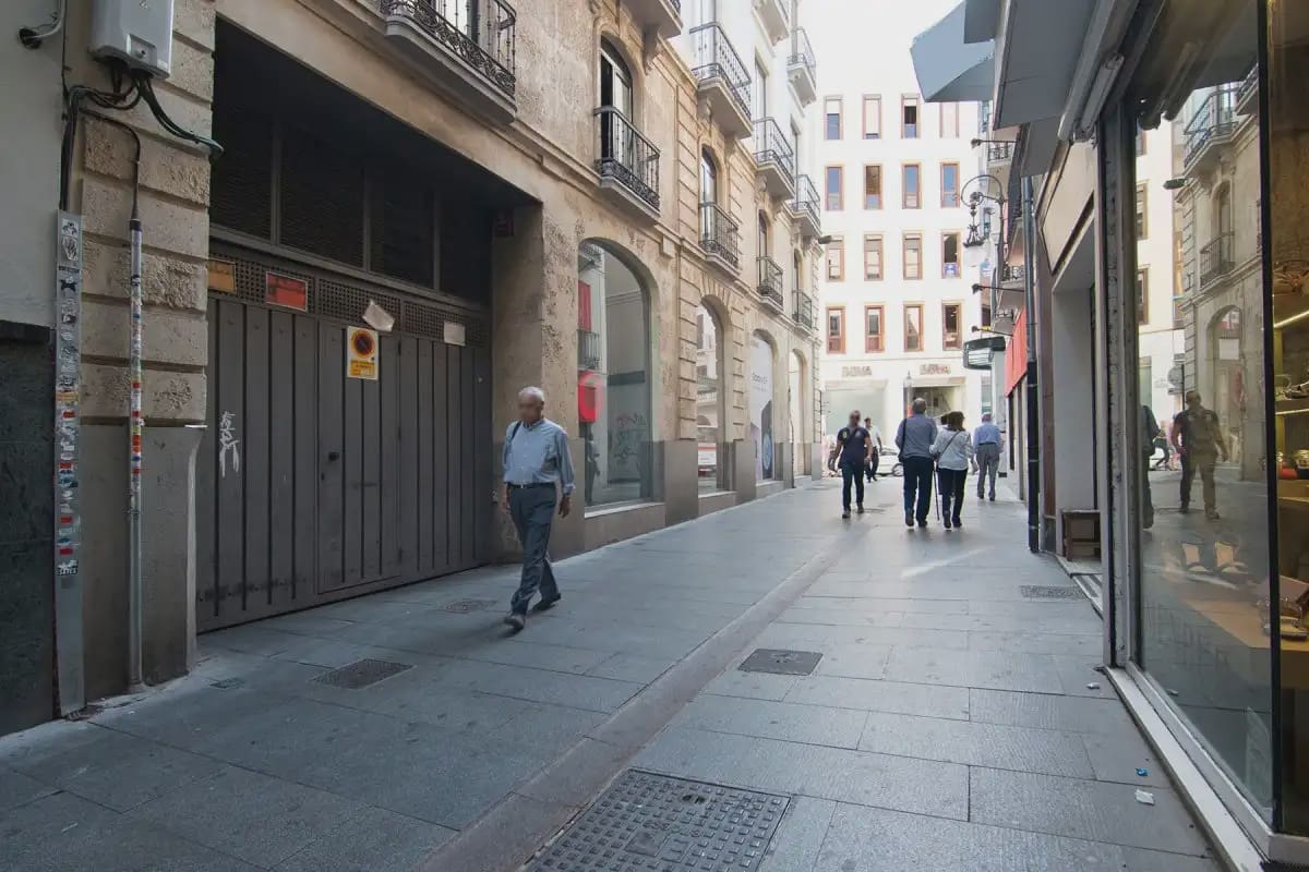 Garage for sale in Granada city - € 50,000 (Ref: 9837437)