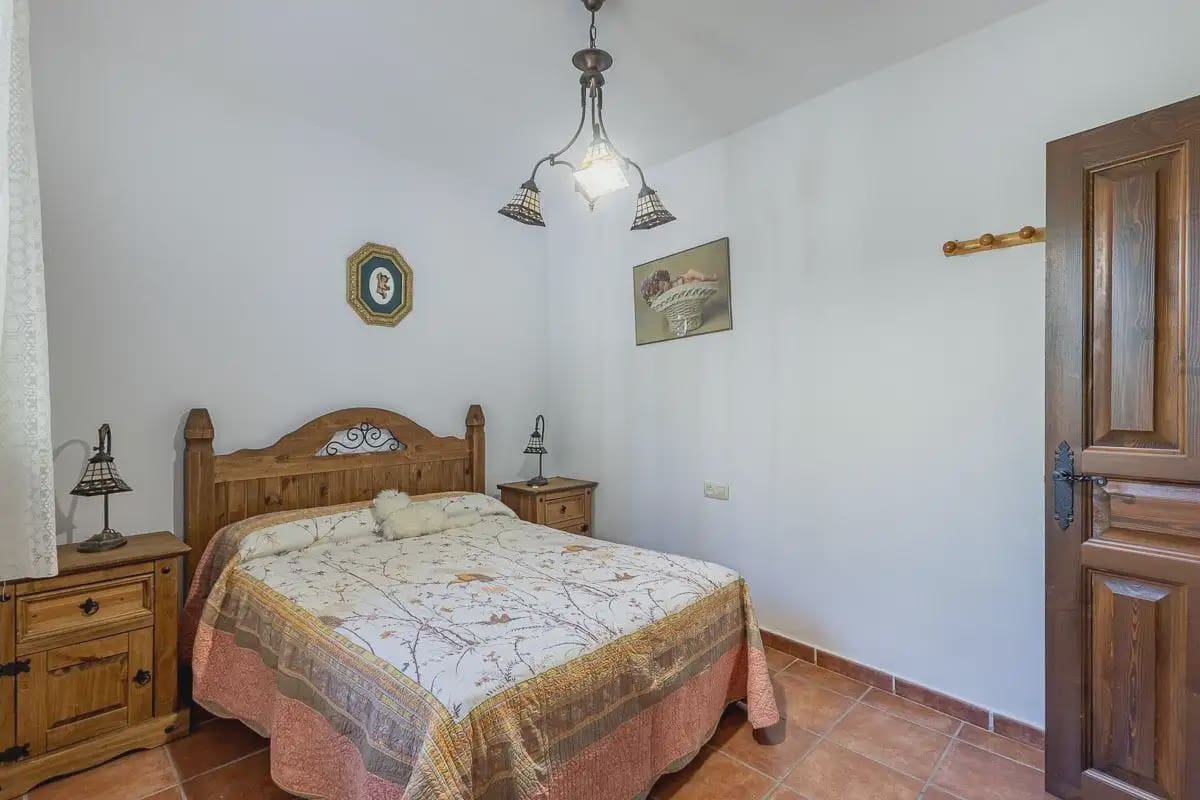 Finca/Maison de Campagne à vendre à Canar avec garage - 350 000 € (Ref: 9837438)