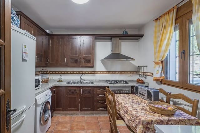 Finka/Dom wiejski na sprzedaż w Cáñar z garażem - 350 000 € (Ref: 9837438)