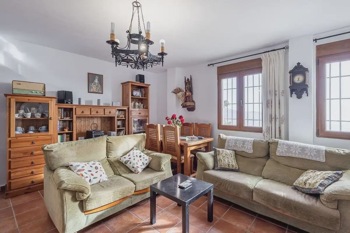Finca/Maison de Campagne à vendre à Canar avec garage - 350 000 € (Ref: 9837438)