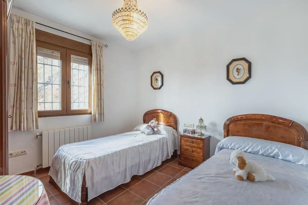 Finca/Maison de Campagne à vendre à Canar avec garage - 350 000 € (Ref: 9837438)