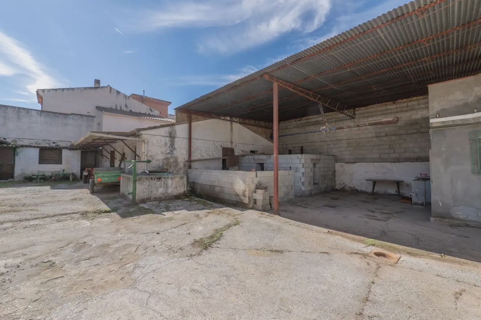Byhus til salg i Albolote - € 230.000 (Ref: 9837444)