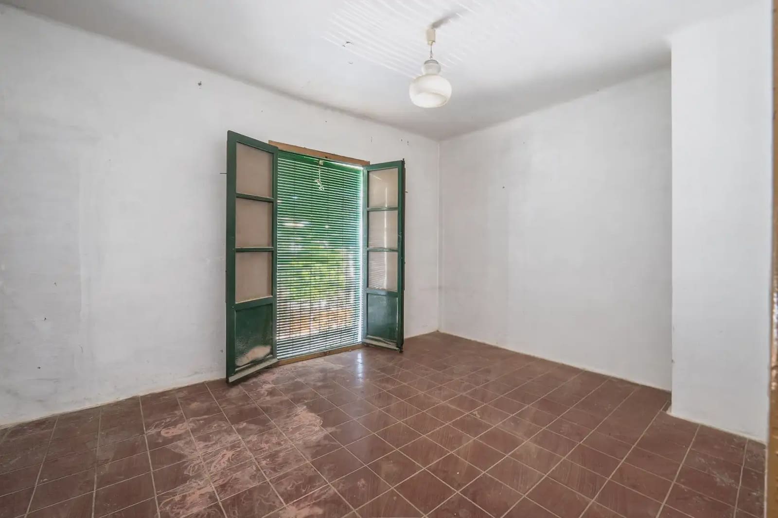 Byhus til salg i Albolote - € 230.000 (Ref: 9837444)