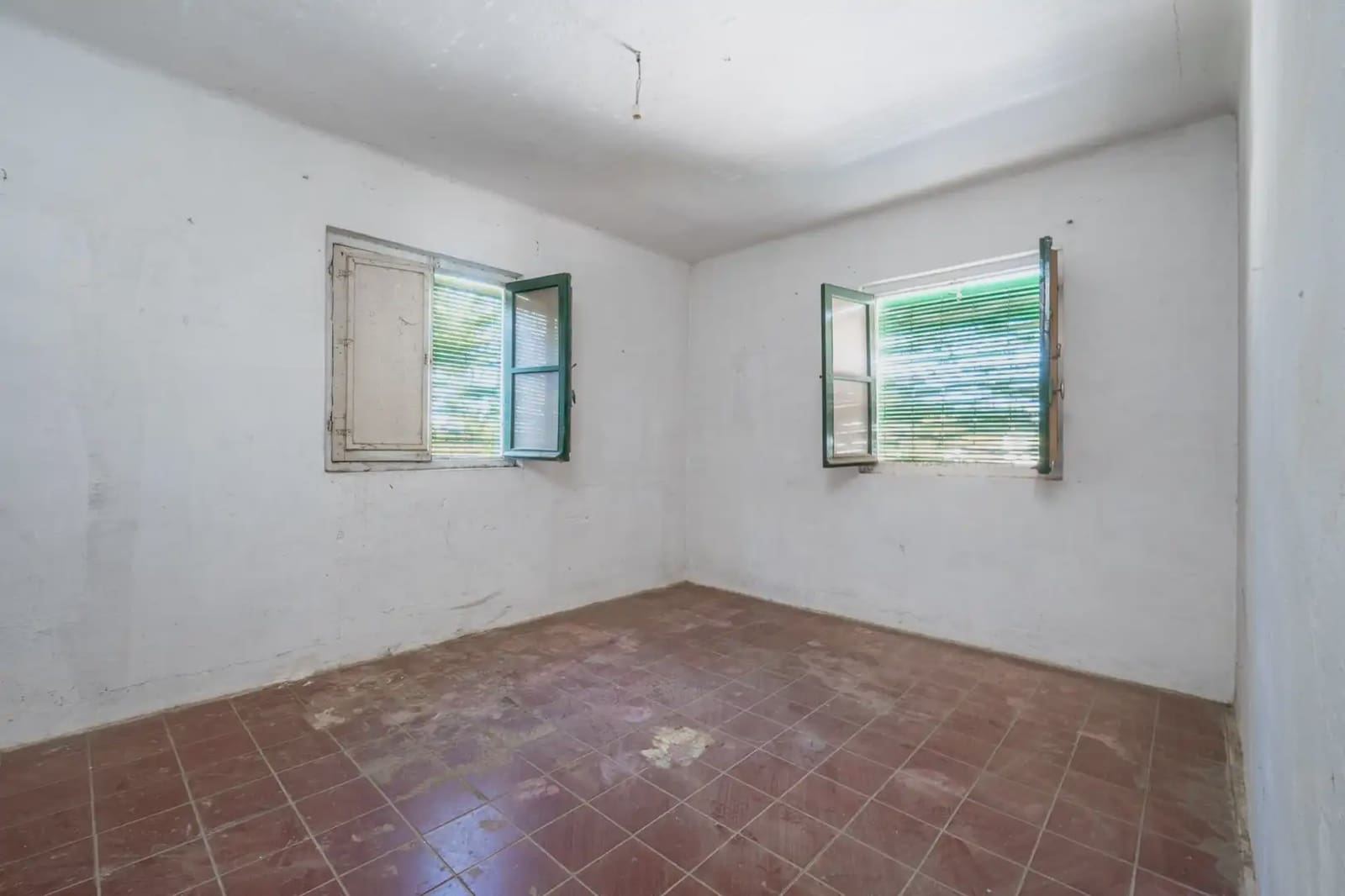 Byhus til salg i Albolote - € 230.000 (Ref: 9837444)