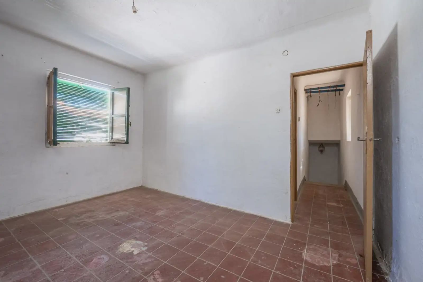 Byhus til salg i Albolote - € 230.000 (Ref: 9837444)