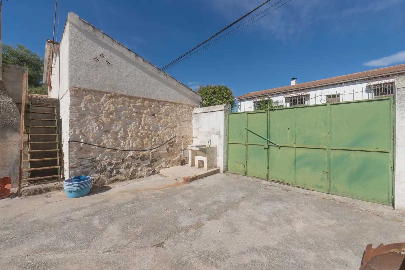 Byhus til salg i Albolote - € 230.000 (Ref: 9837444)