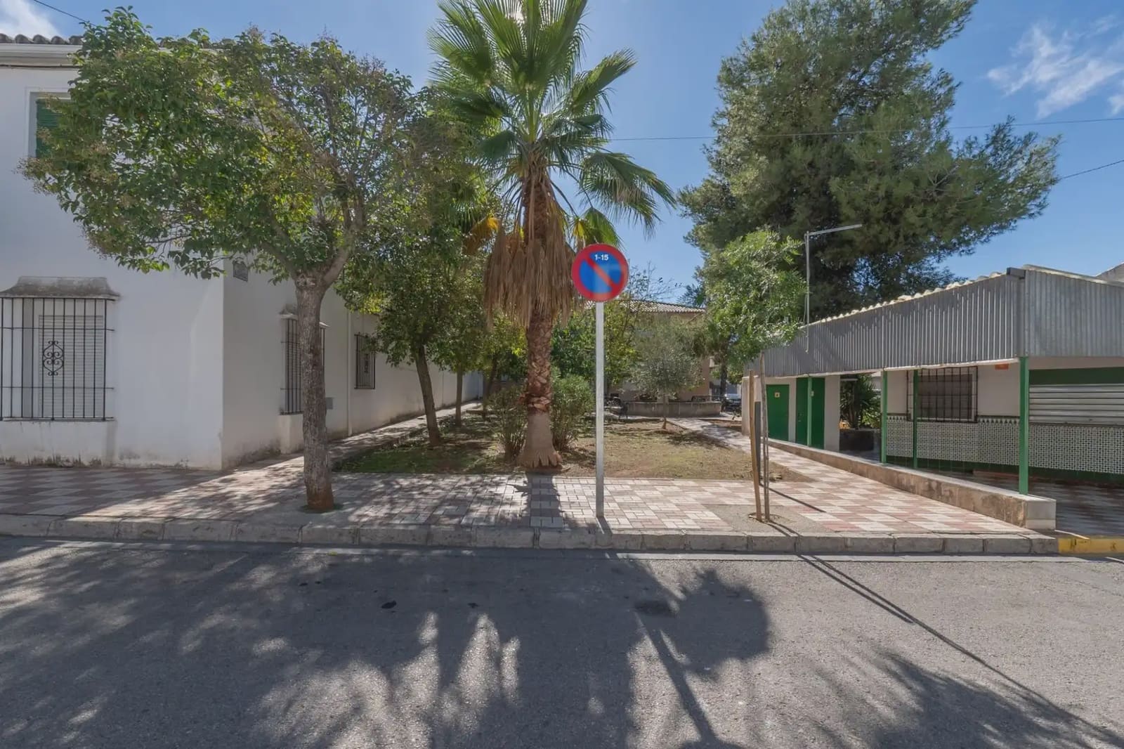 Byhus til salg i Albolote - € 230.000 (Ref: 9837444)