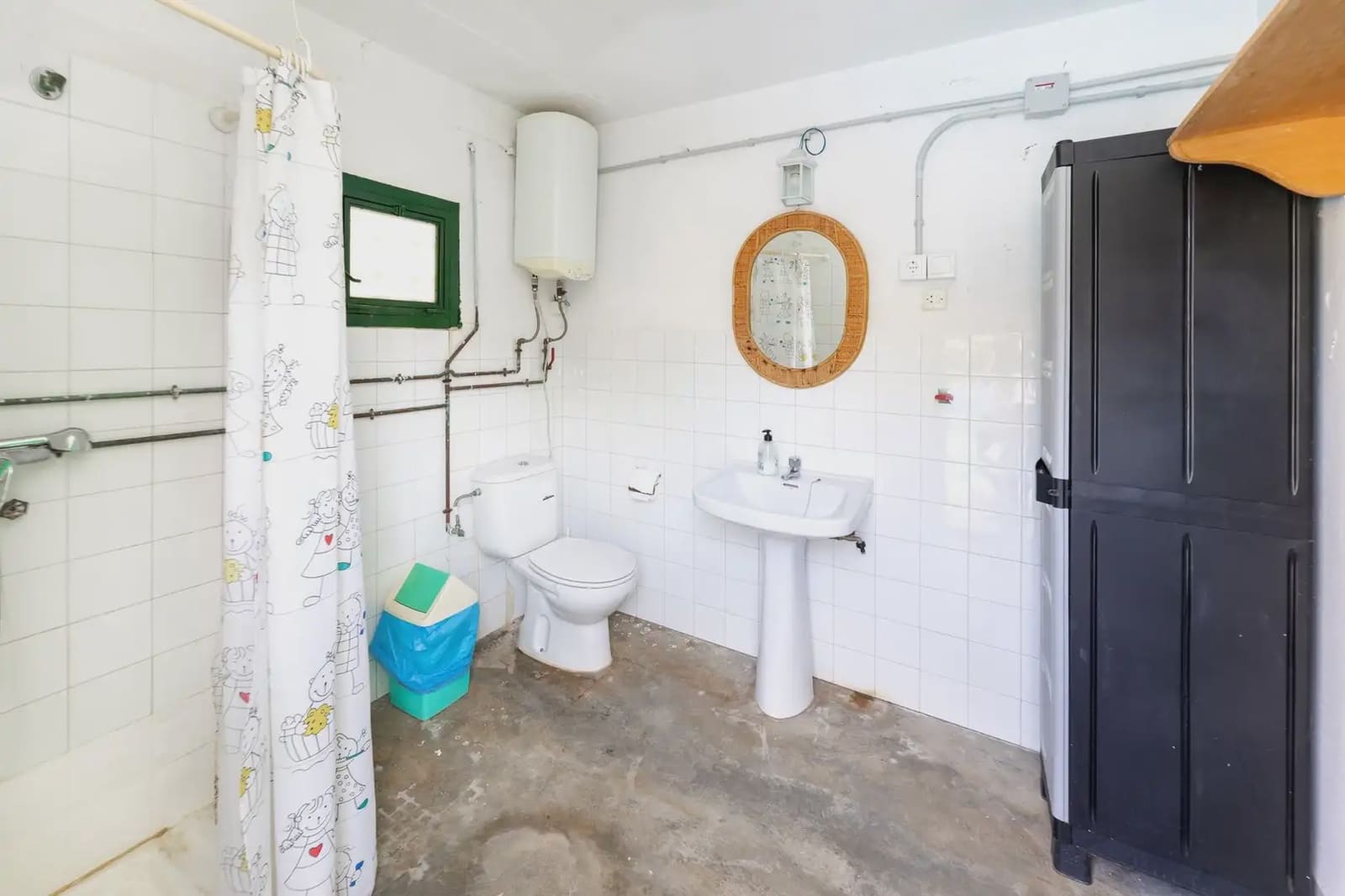 Finca/Herregård til salgs i Dilar med svømmebasseng garasje - € 325 000 (Ref: 9837445)