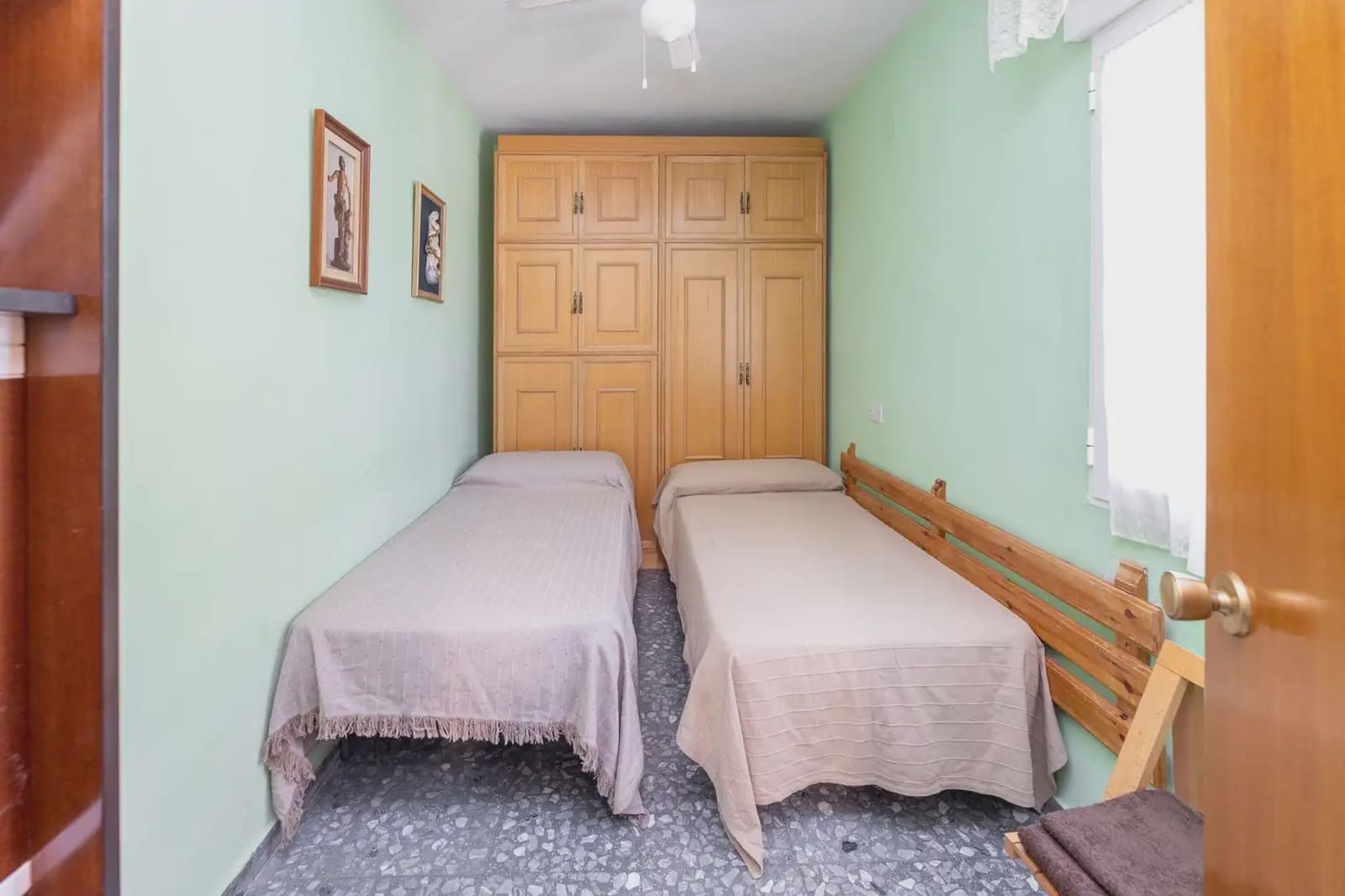 Finca/Herregård til salgs i Dilar med svømmebasseng garasje - € 325 000 (Ref: 9837445)