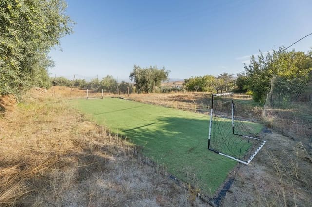 Finca/Herregård til salgs i Dílar med svømmebasseng garasje - € 325 000 (Ref: 9837445)