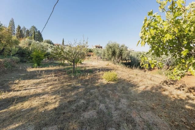 Finca/Herregård til salgs i Dílar med svømmebasseng garasje - € 325 000 (Ref: 9837445)