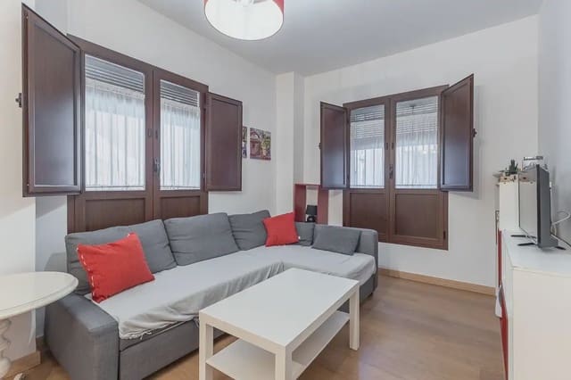 Leilighet til salgs i San Matías - Realejo, Granada by - € 220 000 (Ref: 9837447)