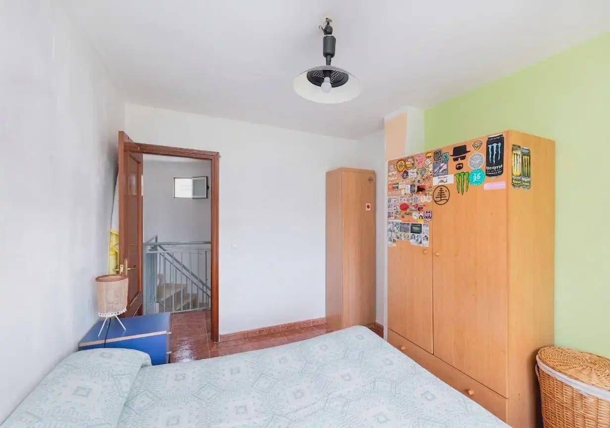 Terraced Villa for sale in Cenes de la Vega with garage - € 215,000 (Ref: 9837448)