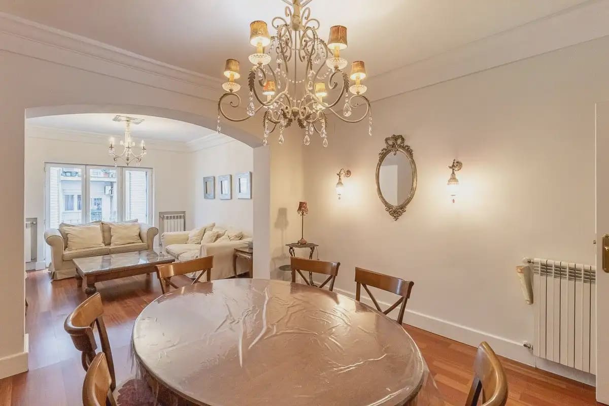 Flat for sale in Granada city - € 565,000 (Ref: 9837449)