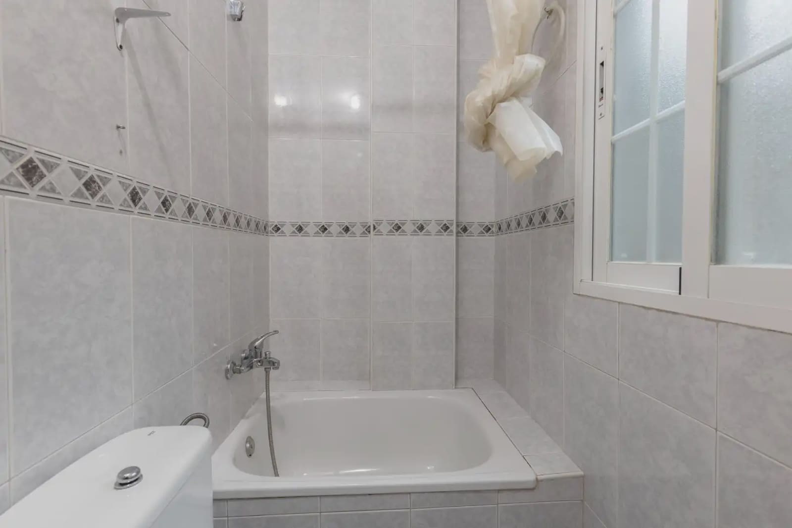 Byhus til salg i Maracena med garage - € 279.900 (Ref: 9837450)