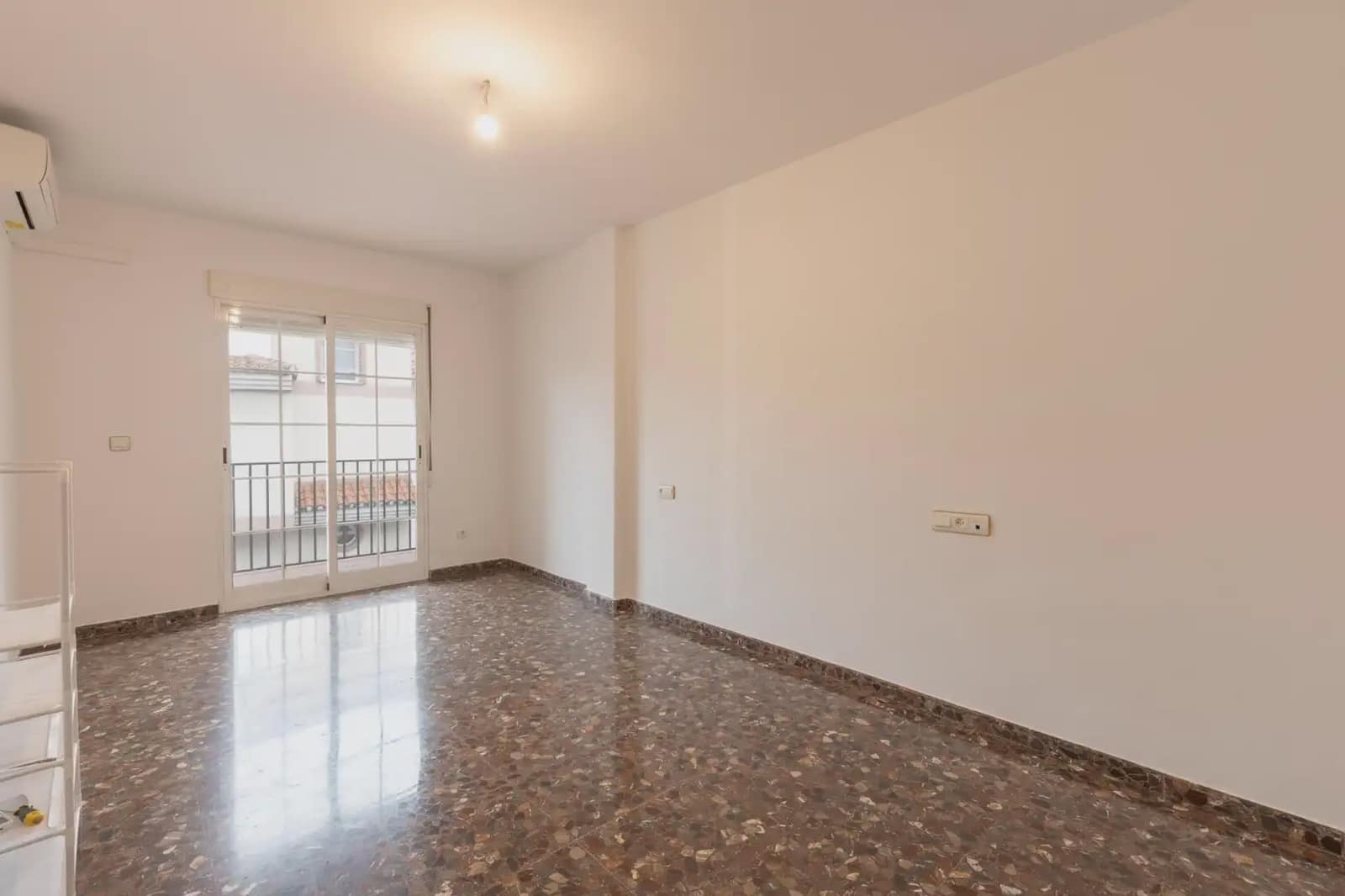 Byhus til salg i Maracena med garage - € 279.900 (Ref: 9837450)