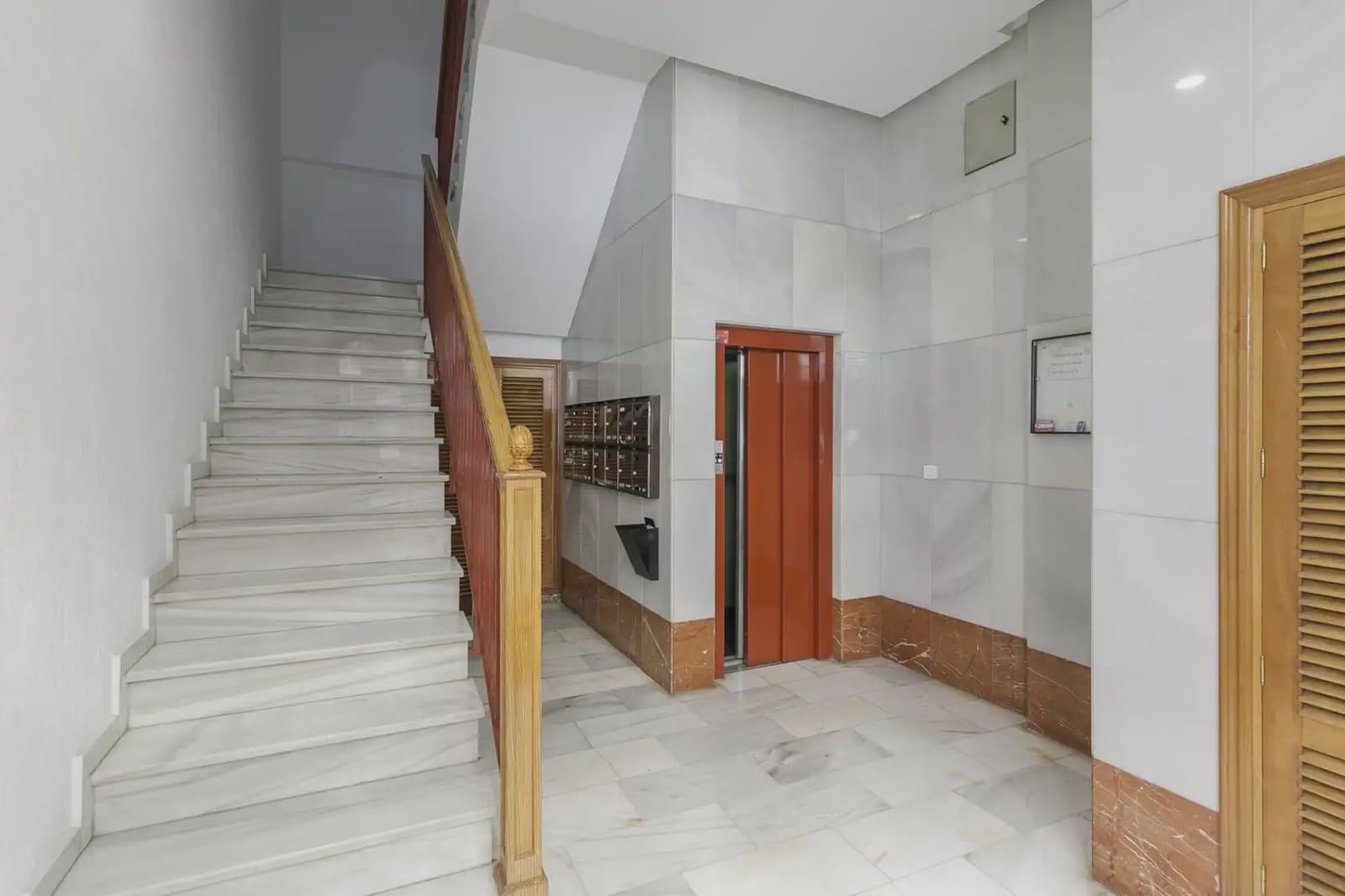 2 soveværelse Lejlighed til salg i Granada by - € 225.000 (Ref: 9837451)