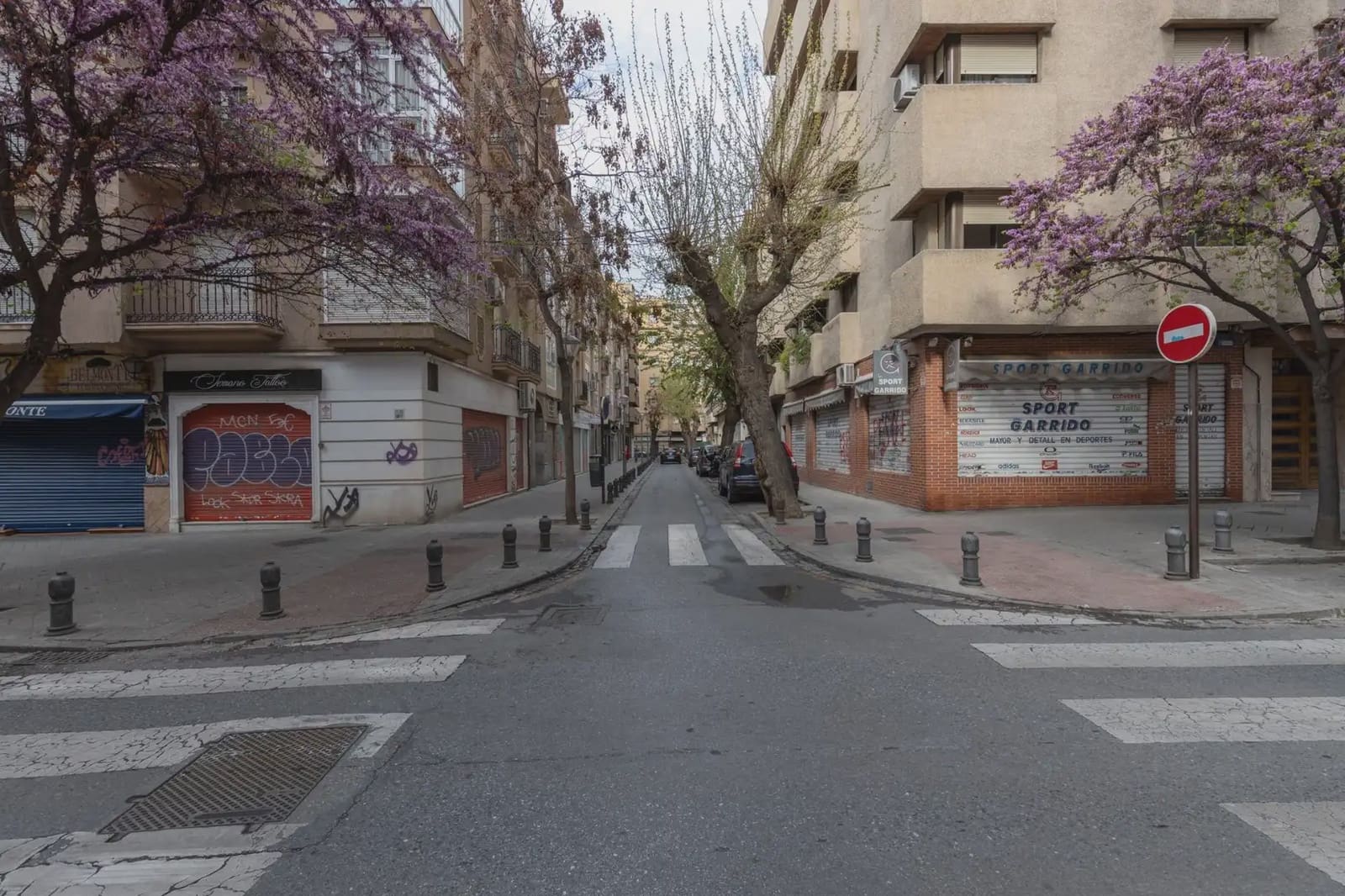 Garage for sale in Granada city - € 30,000 (Ref: 9837452)