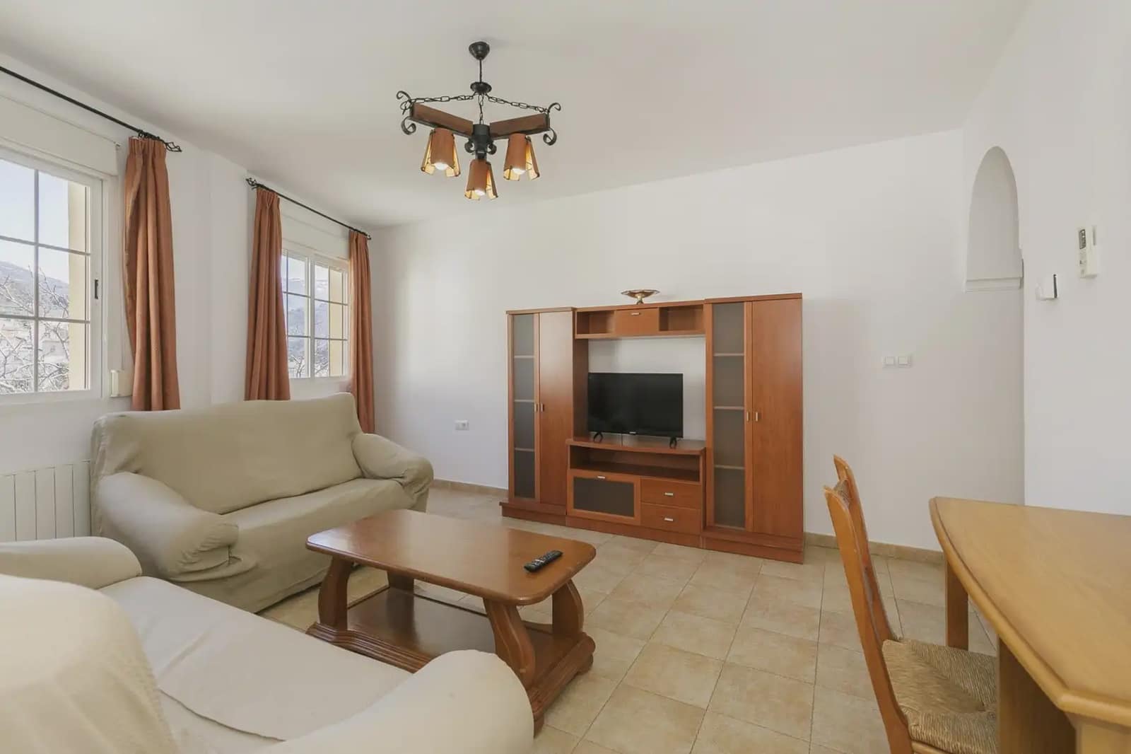 Hotel til salg i Guejar Sierra - € 2.300.000 (Ref: 9837453)