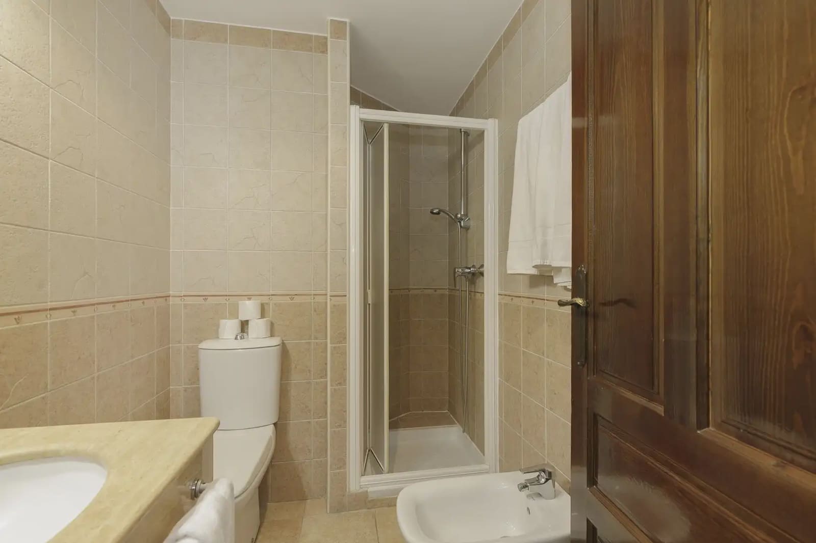 Hotel til salg i Guejar Sierra - € 2.300.000 (Ref: 9837453)
