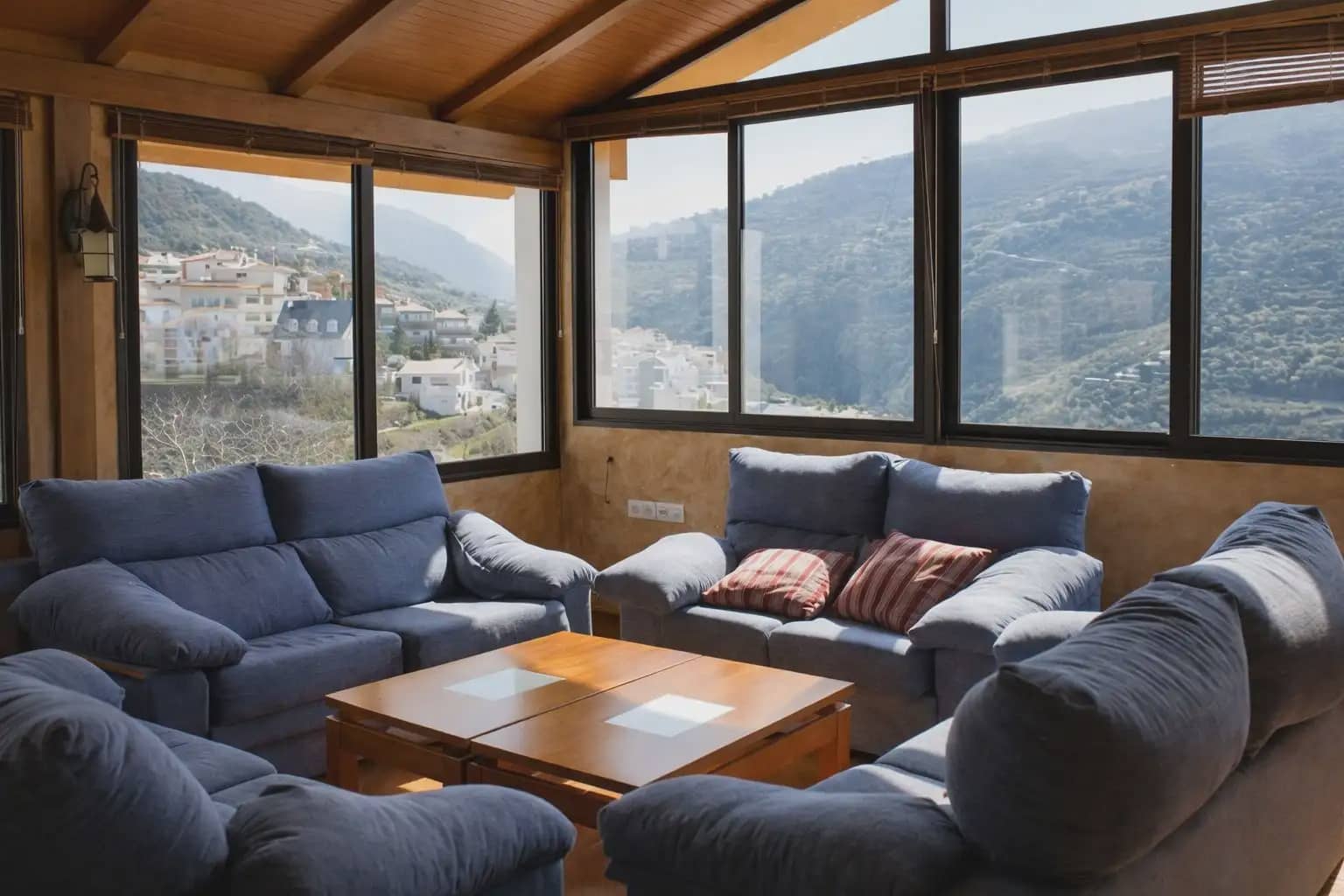 Hotel til salg i Guejar Sierra - € 2.300.000 (Ref: 9837453)