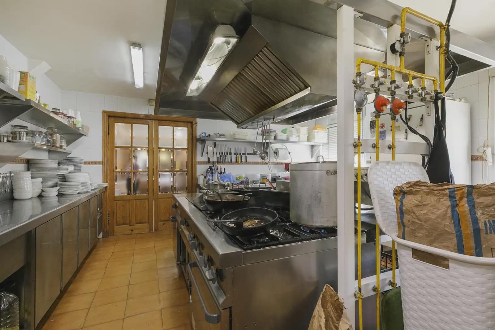 Hotel til salg i Guejar Sierra - € 2.300.000 (Ref: 9837453)