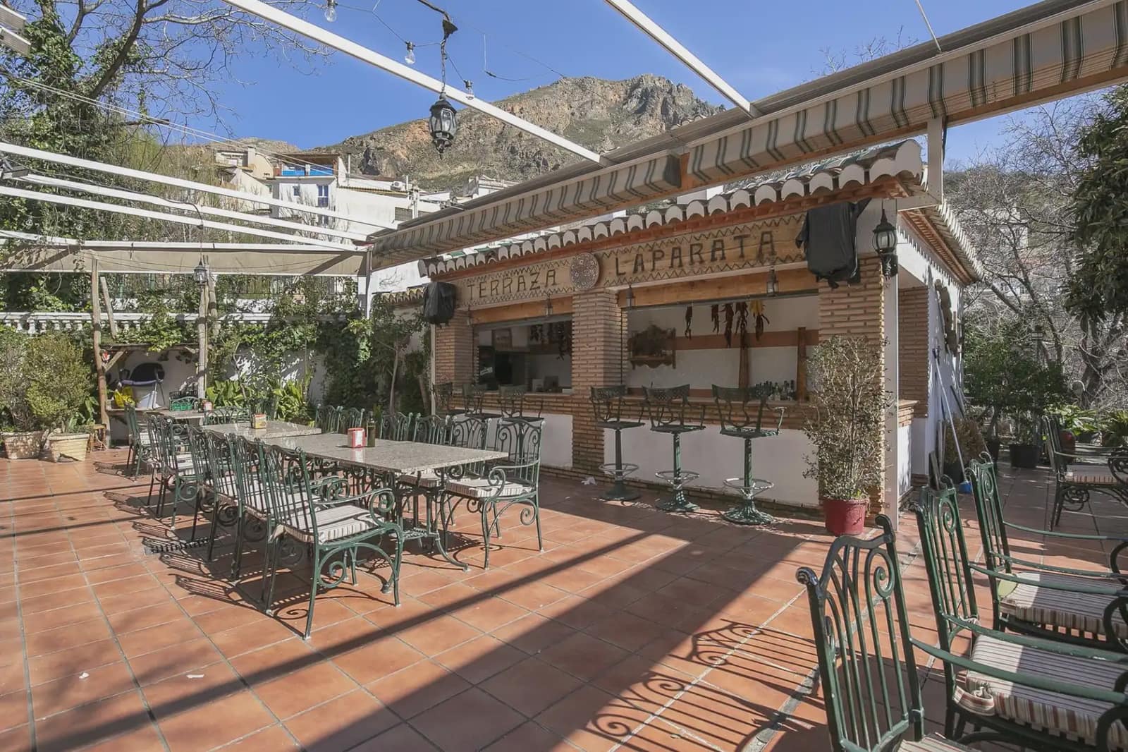 Hotel til salg i Guejar Sierra - € 2.300.000 (Ref: 9837453)
